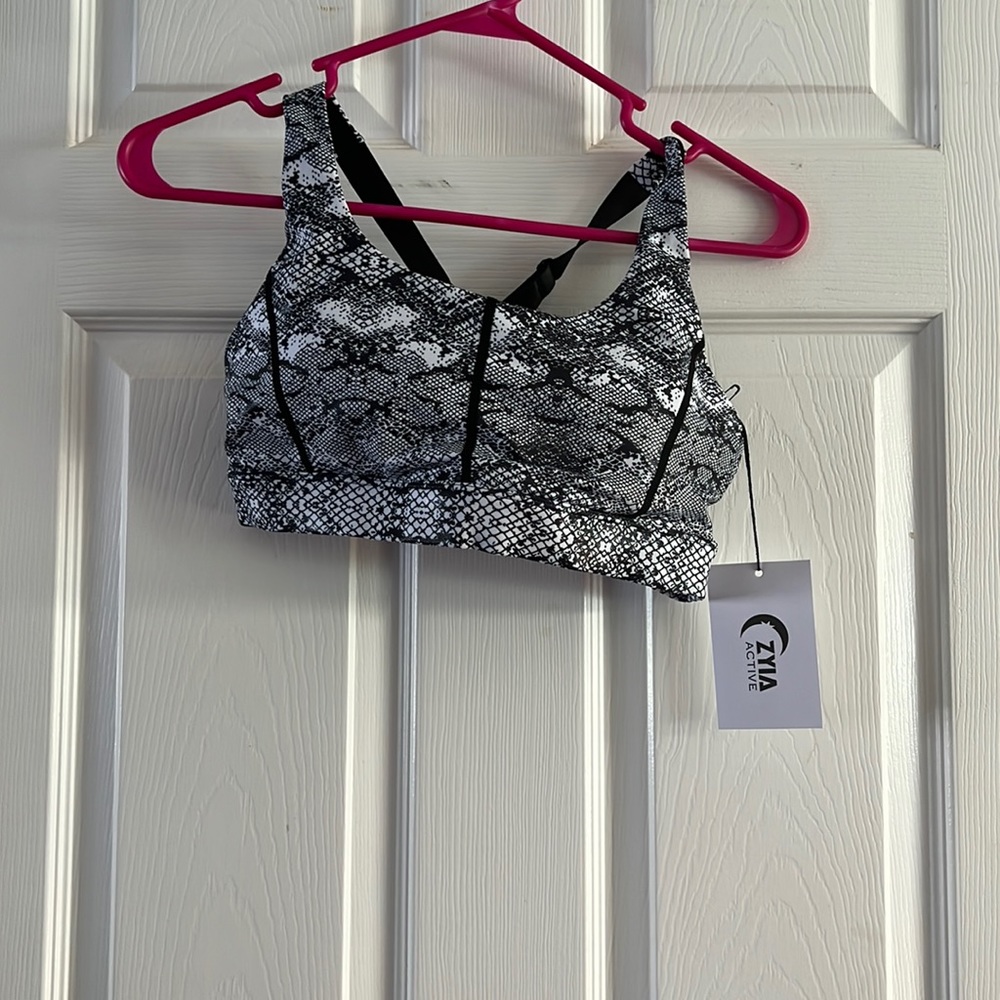 Cobra Metallic Light n Tight Adjustable bra zyia active